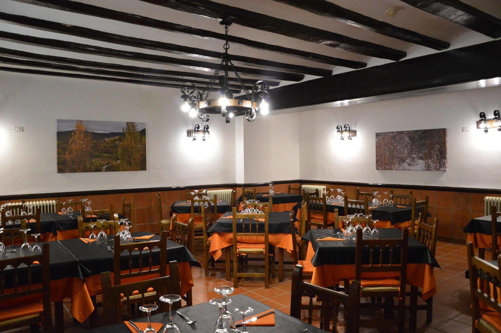 Hostal De Montana La Casa Grande Nogueruelas 外观 照片