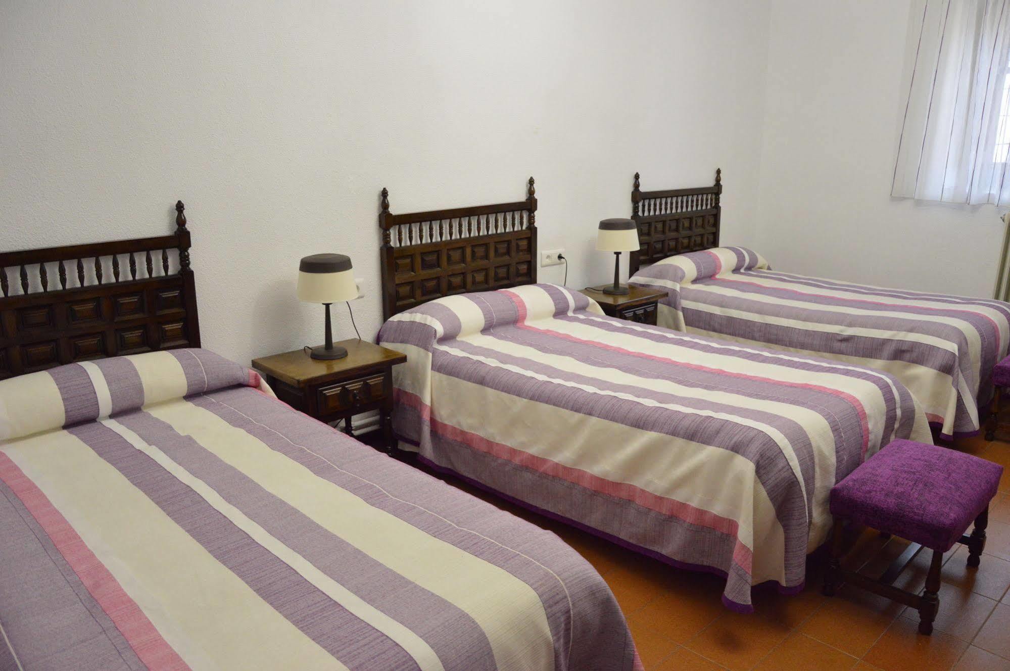 Hostal De Montana La Casa Grande Nogueruelas 外观 照片